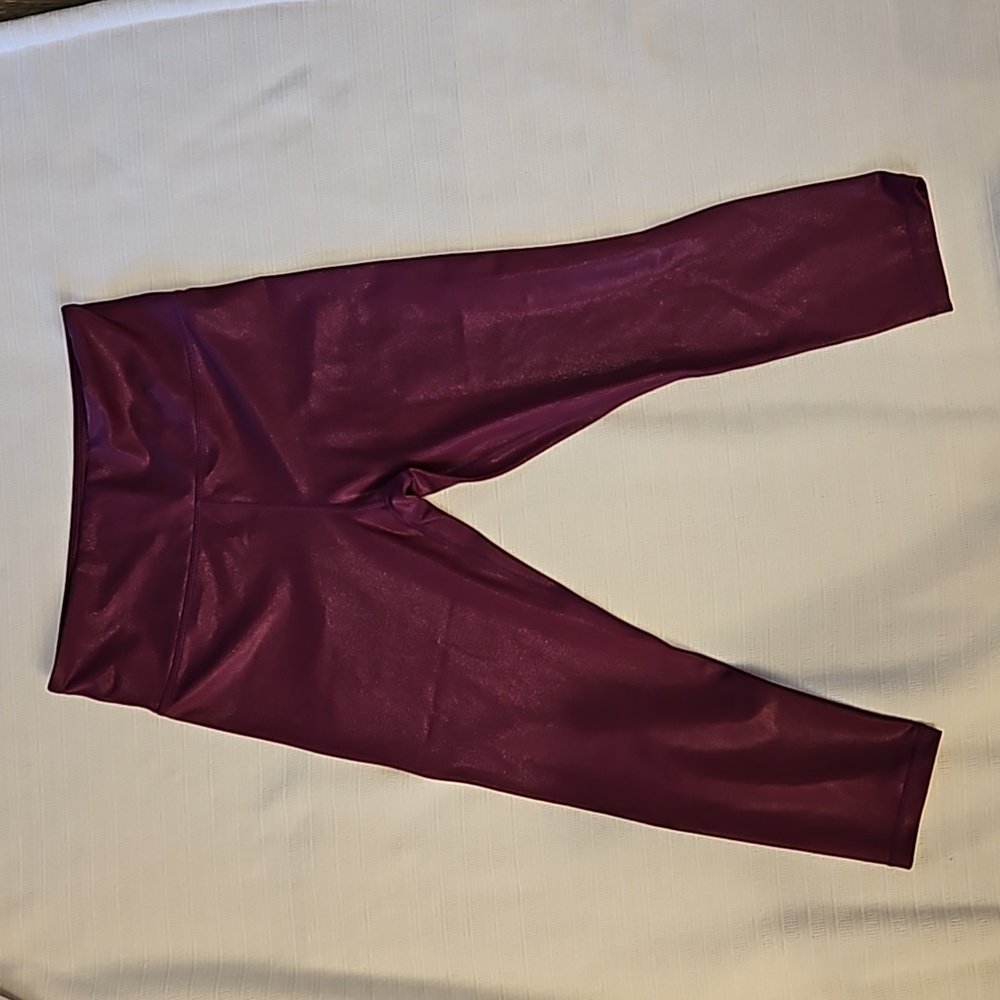 Zyia Capri leggings